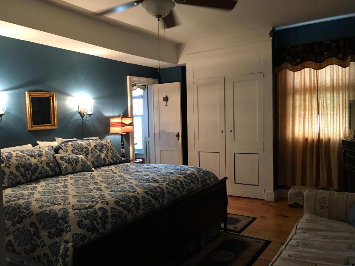 The Red Hook Country Inn, An "Old Rhinebeck" Bed & Breakfast Exterior foto
